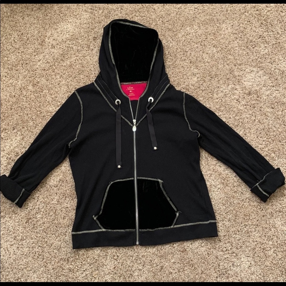 itw by Claude Brown black zip up hooded